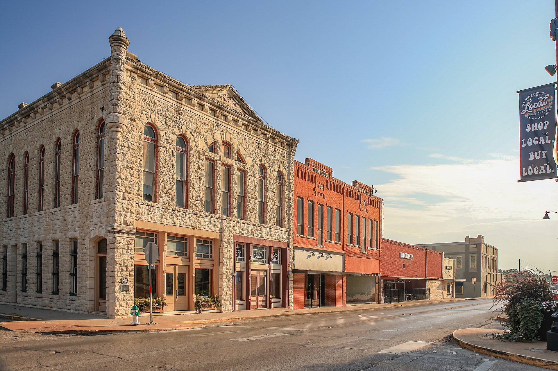 Downtown Stephenville. The USAF initially denied any aircraft were in the area; ten days later it reversed and said 10 F-16s from Carswell had been on a training exercise — the largest formation in NAS Fort Worth records that month.